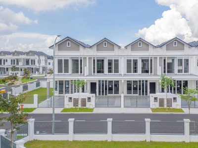 Terrace House at Setia Tropika